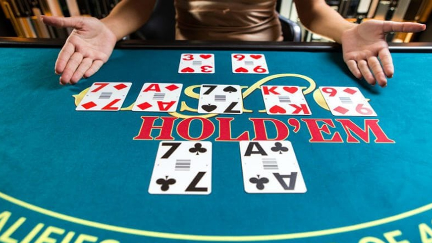 Play Live Holdem in a Casino 2
